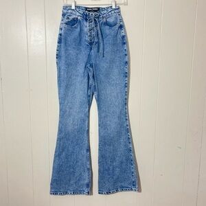 Social tourist Hollister Denim High-Rise Flare Jeans lace up front sz 3/26
